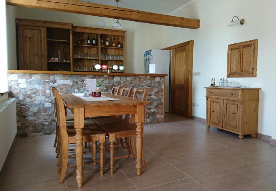 Penzion Ostrov Kostelec  Exteriör bild